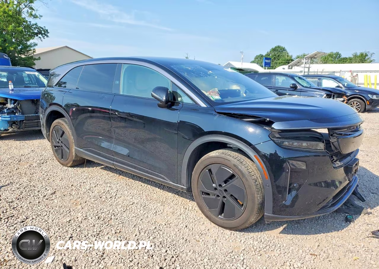 2026 Lucid Motors Gravity Grand Touring VIN:7UUG1GHJ1TA029605 - 4
