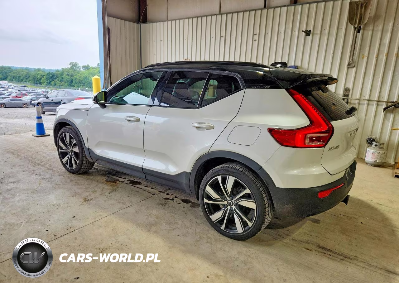 2021 Volvo Xc40 Recharge VIN:YV4ED3UR1M2558905 - 2