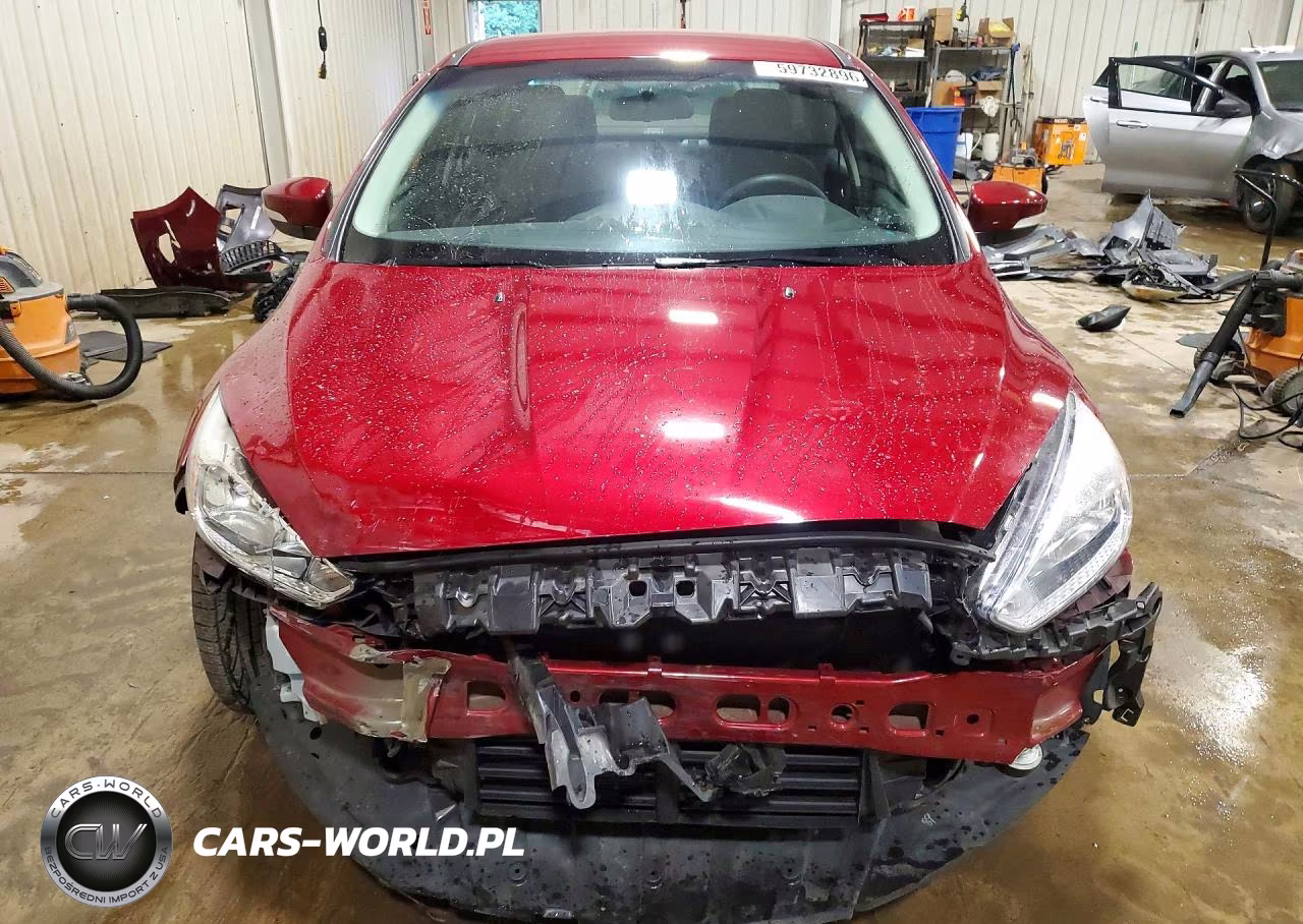 2016 Ford Focus Se VIN:1FADP3F29GL308774 - 5