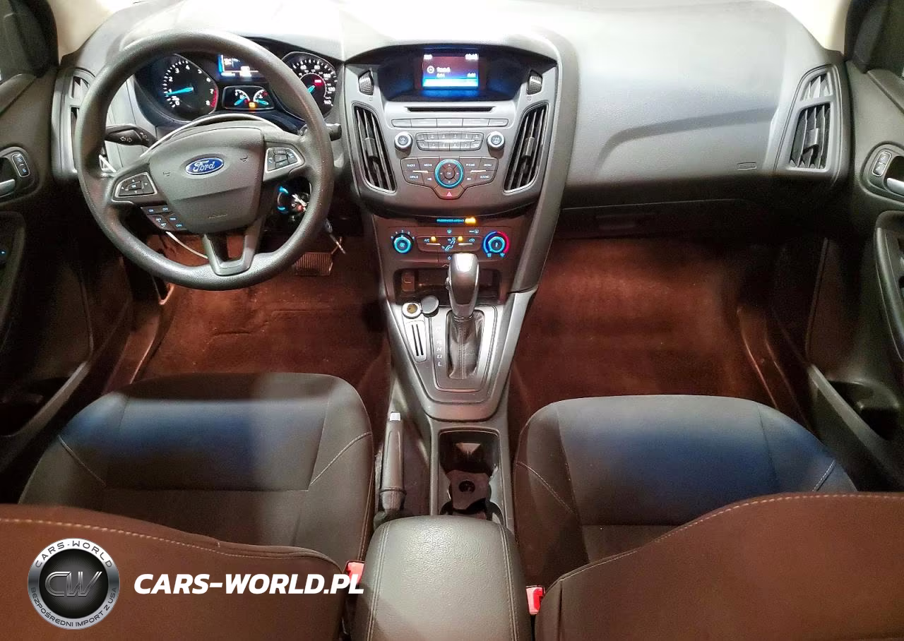 2016 Ford Focus Se VIN:1FADP3F29GL308774 - 8