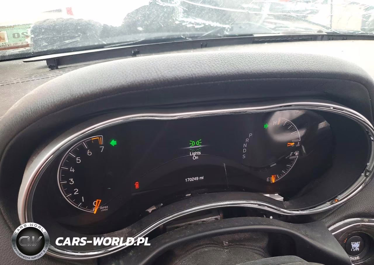 2015 Jeep Grand Cherokee Overland VIN:1C4RJFCG7FC149349 - 9