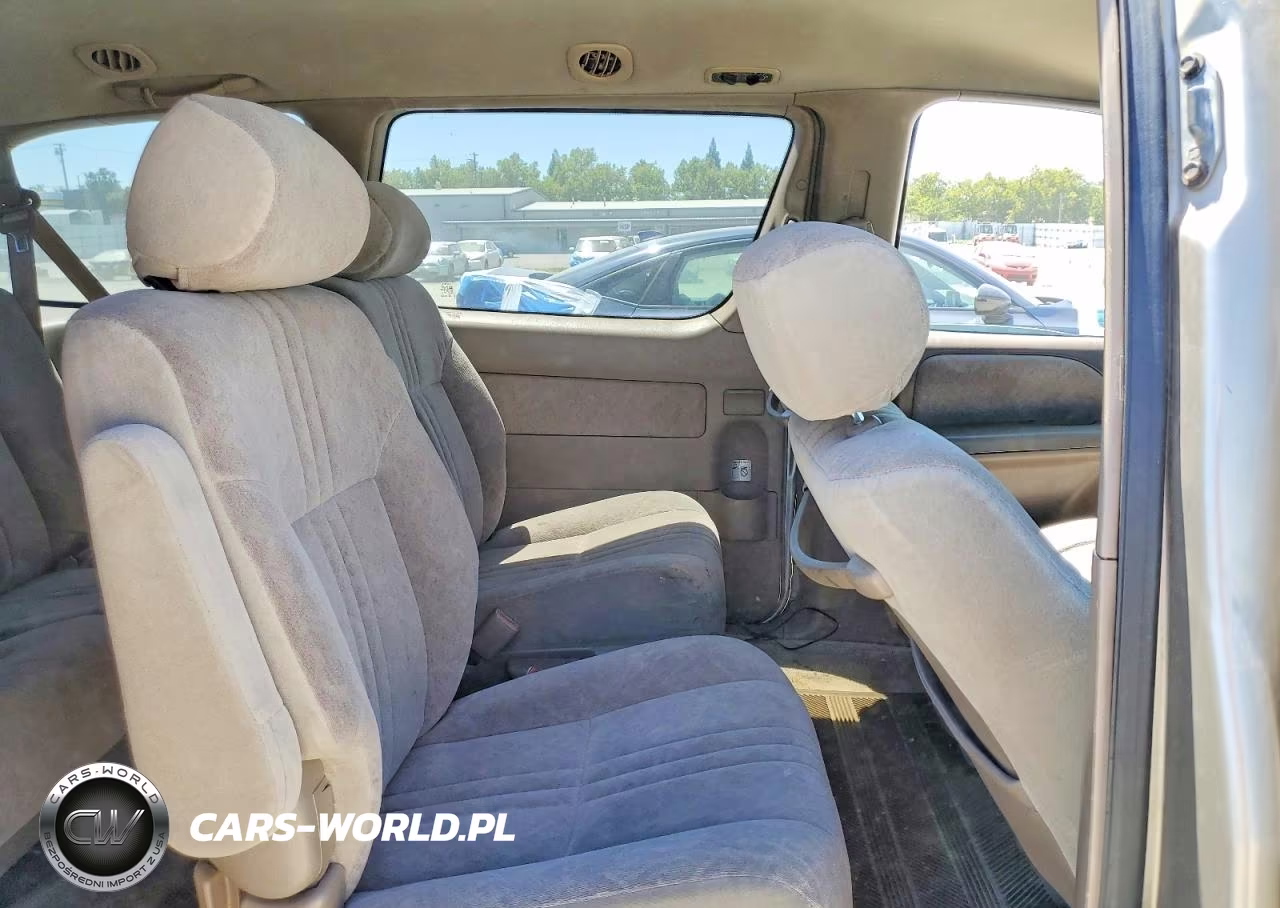 2000 Toyota Sienna Le VIN:4T3ZF13C1YU230722 - 11