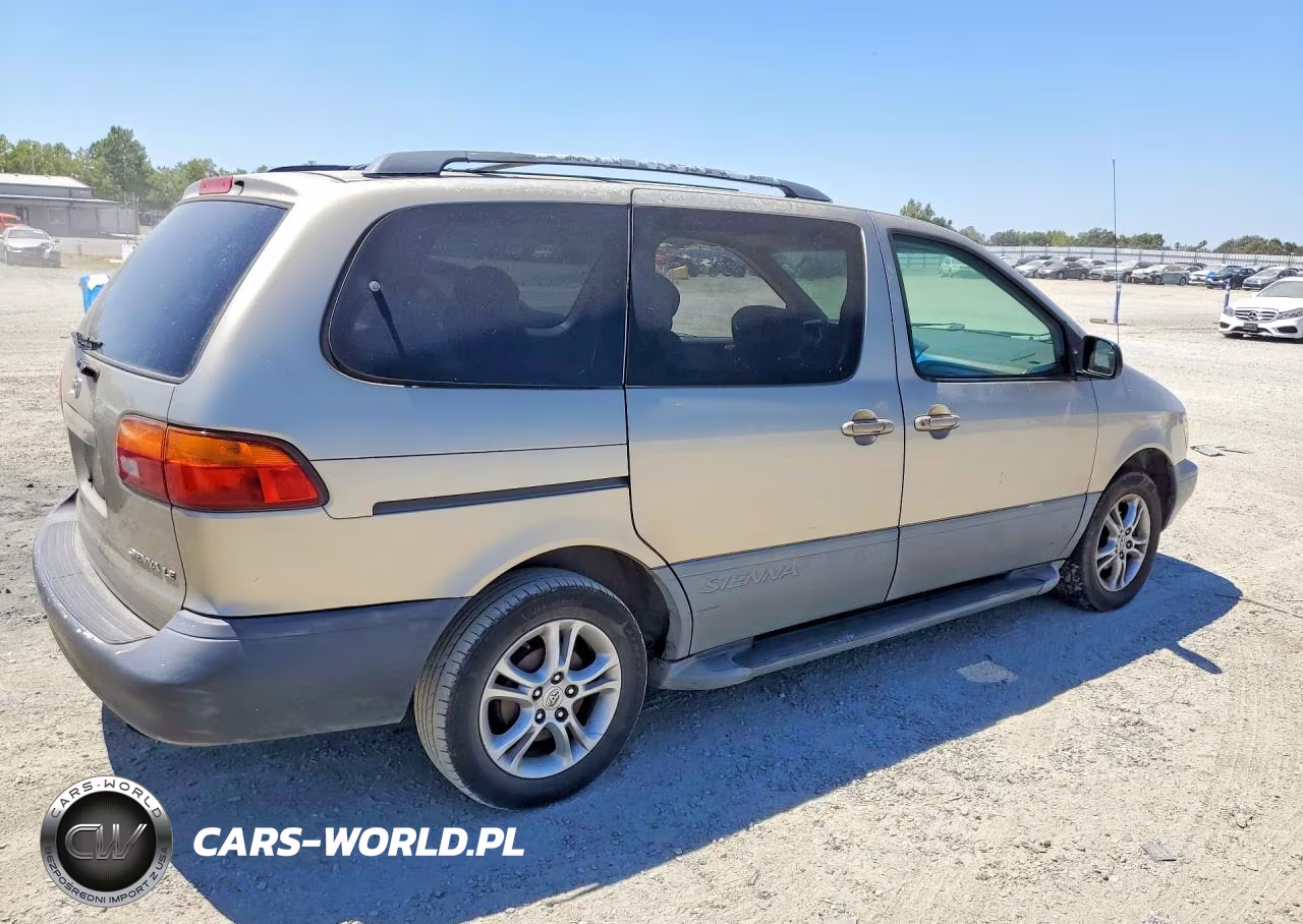 2000 Toyota Sienna Le VIN:4T3ZF13C1YU230722 - 3