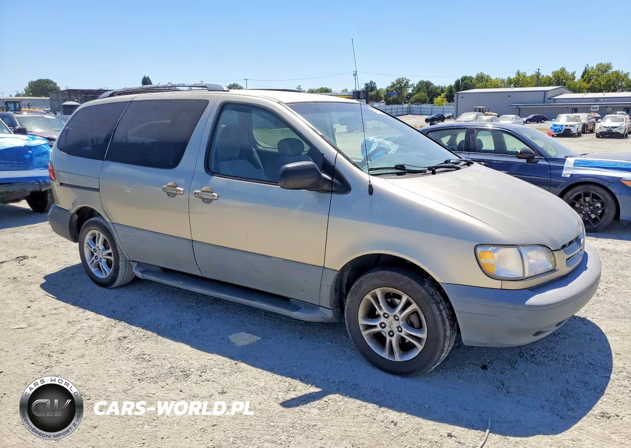 2000 Toyota Sienna Le VIN:4T3ZF13C1YU230722 - 4
