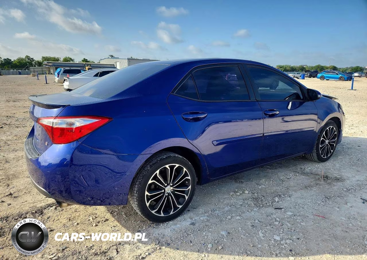 2014 Toyota Corolla S Plus VIN:2T1BURHE3EC023870 - 3