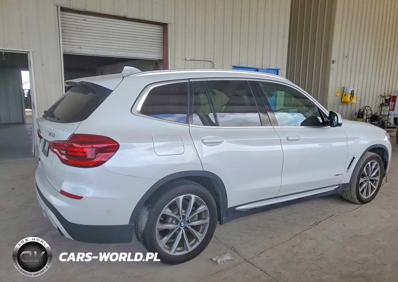 2018 BMW X3 xDrive30I VIN:5UXTR9C50JLC77232 - 3