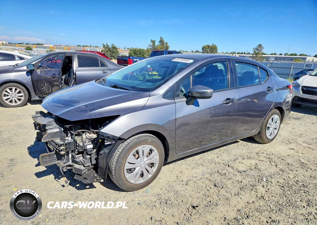 2021 Nissan Versa S – zdjęcie 1 z 12