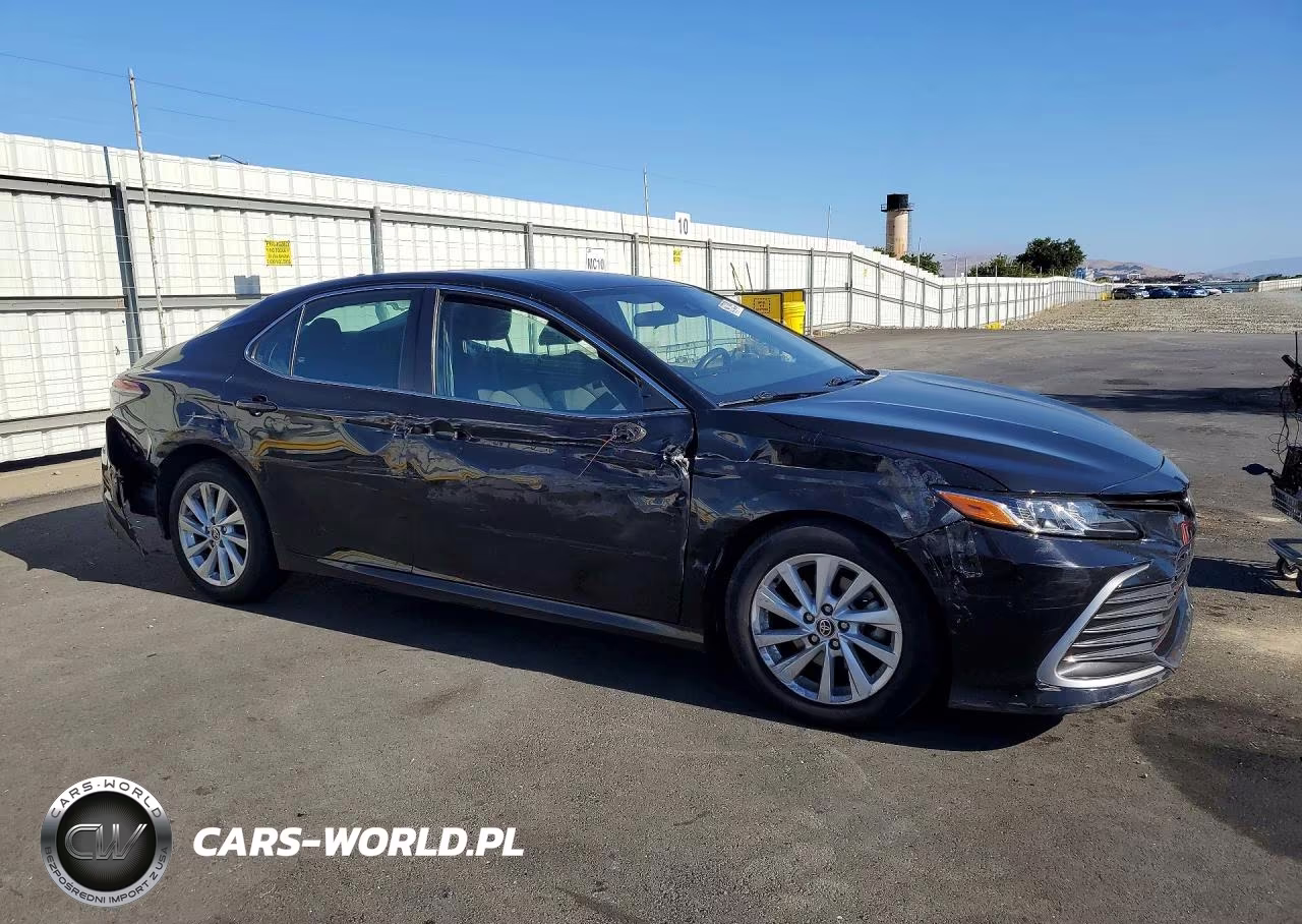 2021 Toyota Camry Le VIN:4T1C11AK1MU593331 - 4