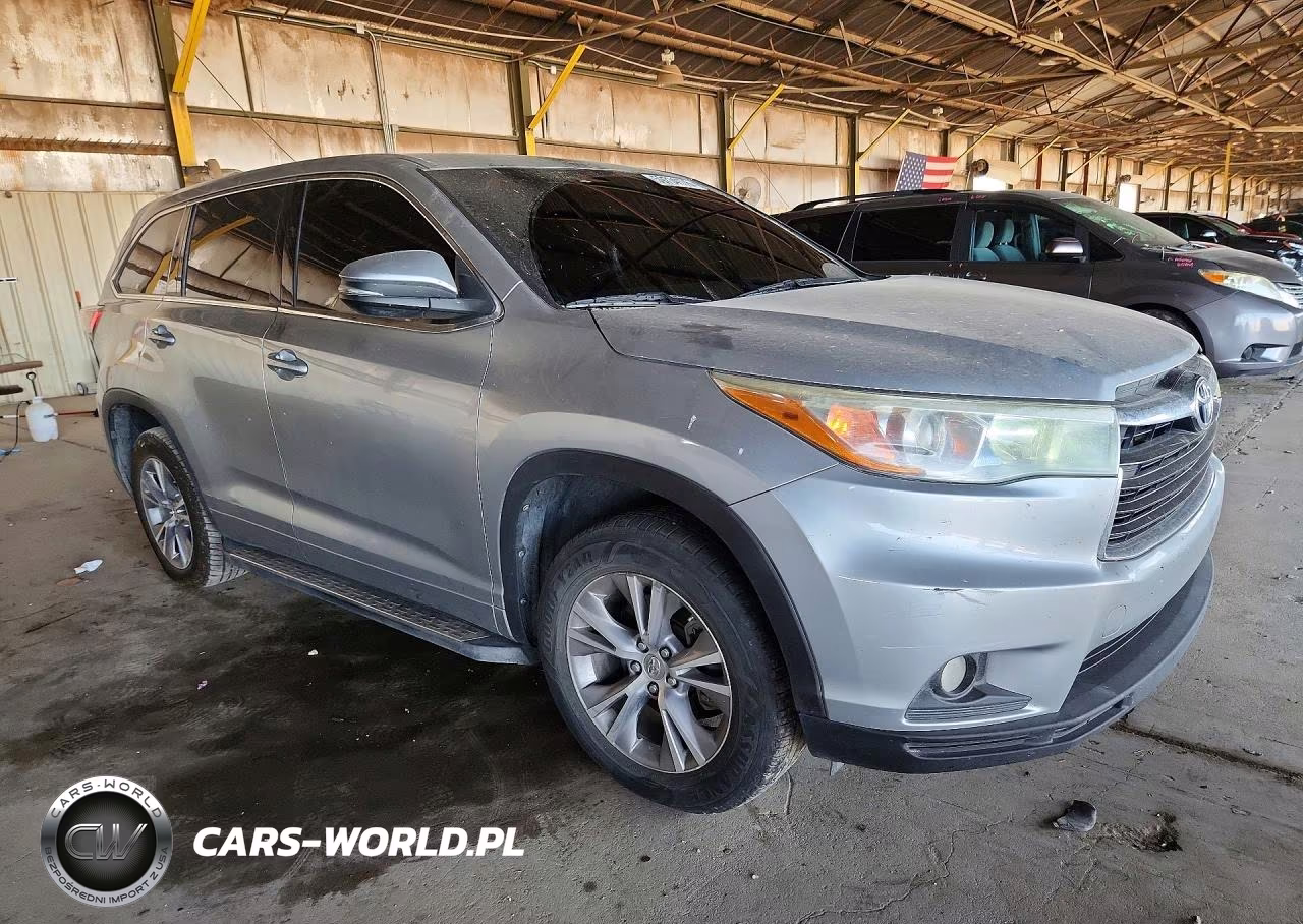 2015 Toyota Highlander Le Plus VIN:5TDZKRFH6FS082602 - 4