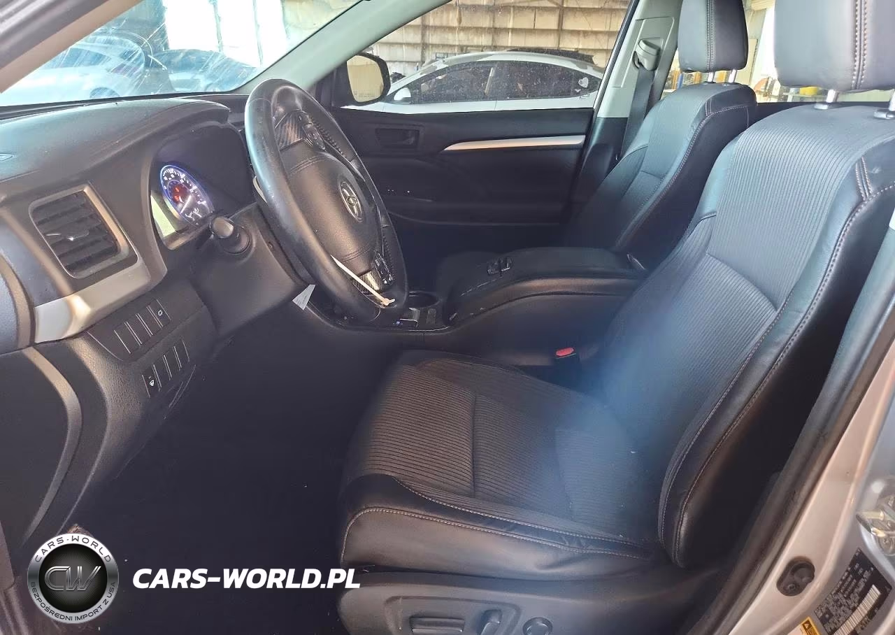 2015 Toyota Highlander Le Plus VIN:5TDZKRFH6FS082602 - 7