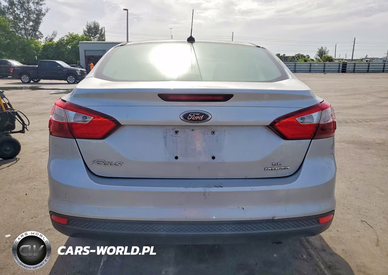 2013 Ford Focus VIN:1FADP3F28DL136040 - 6