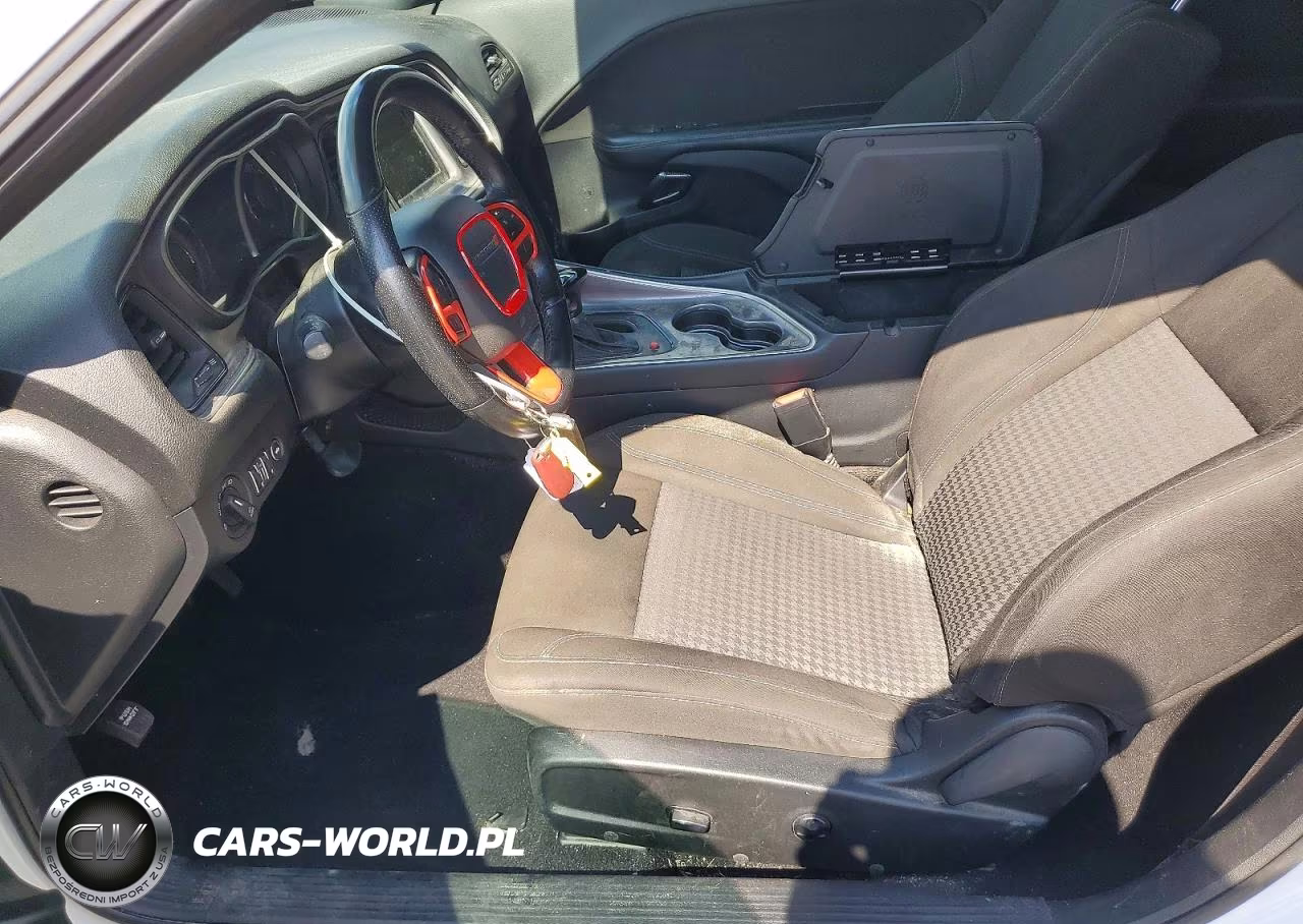2020 Dodge Challenger Sxt VIN:2C3CDZAG7LH246839 - 7