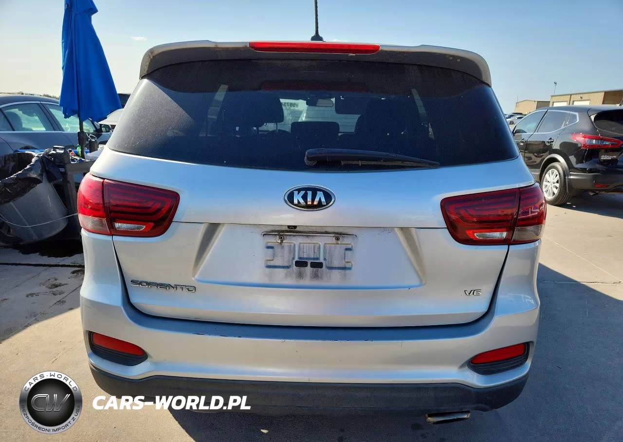 2020 Kia Sorento S VIN:5XYPGDA5XLG614693 - 6