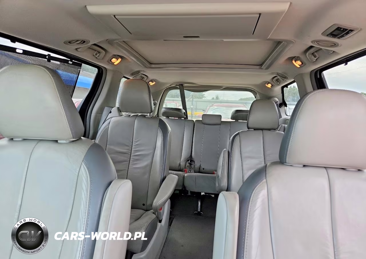 2012 Toyota Sienna Limited 7-Passenger VIN:5TDYK3DC5CS235580 - 10