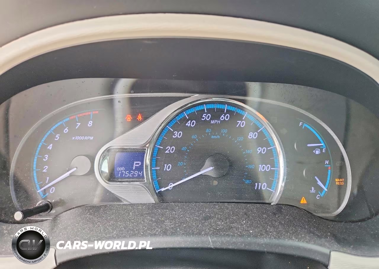 2012 Toyota Sienna Limited 7-Passenger VIN:5TDYK3DC5CS235580 - 9