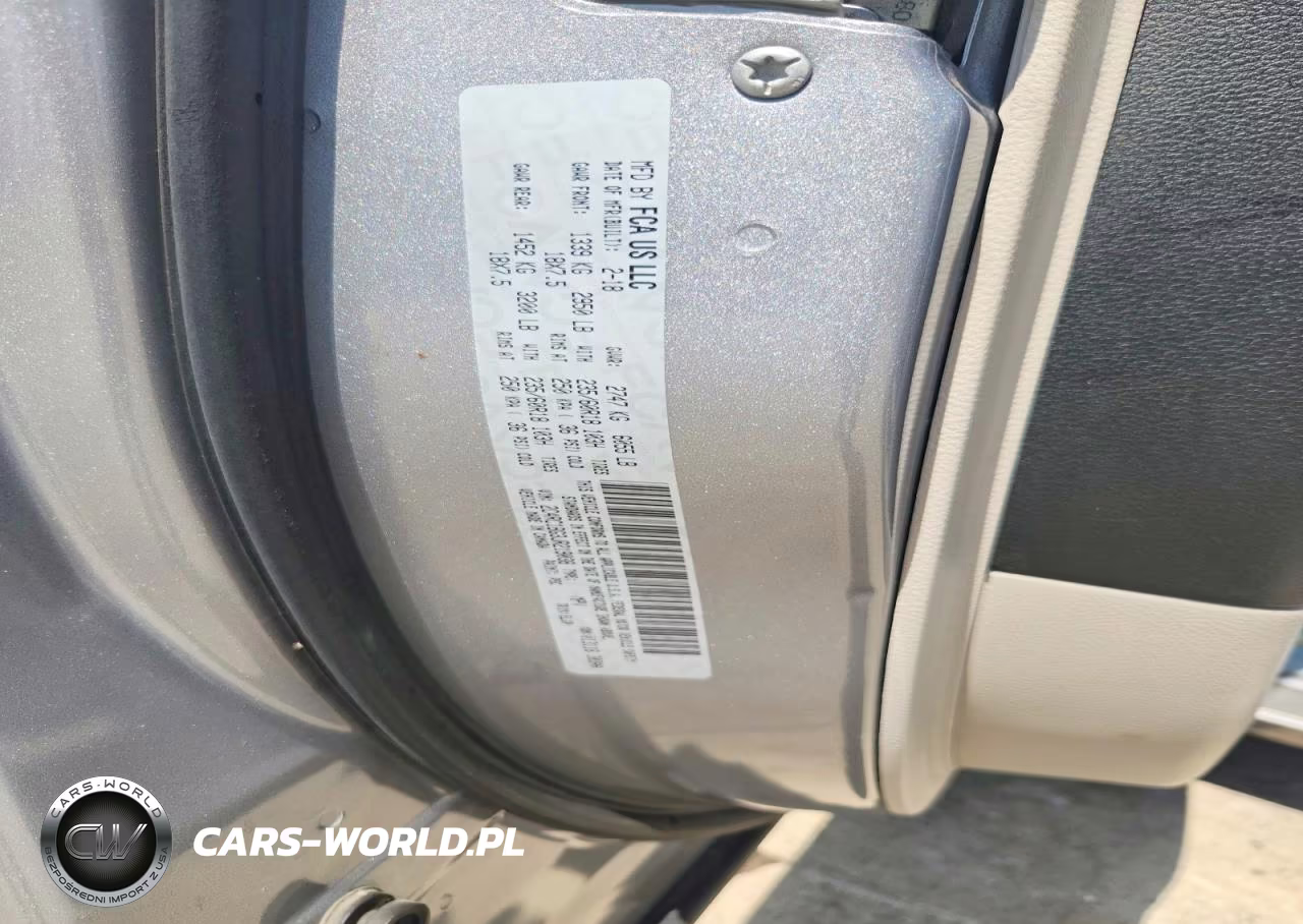 2018 Chrysler Pacifica Touring L VIN:2C4RC1BG3JR219038 - 13