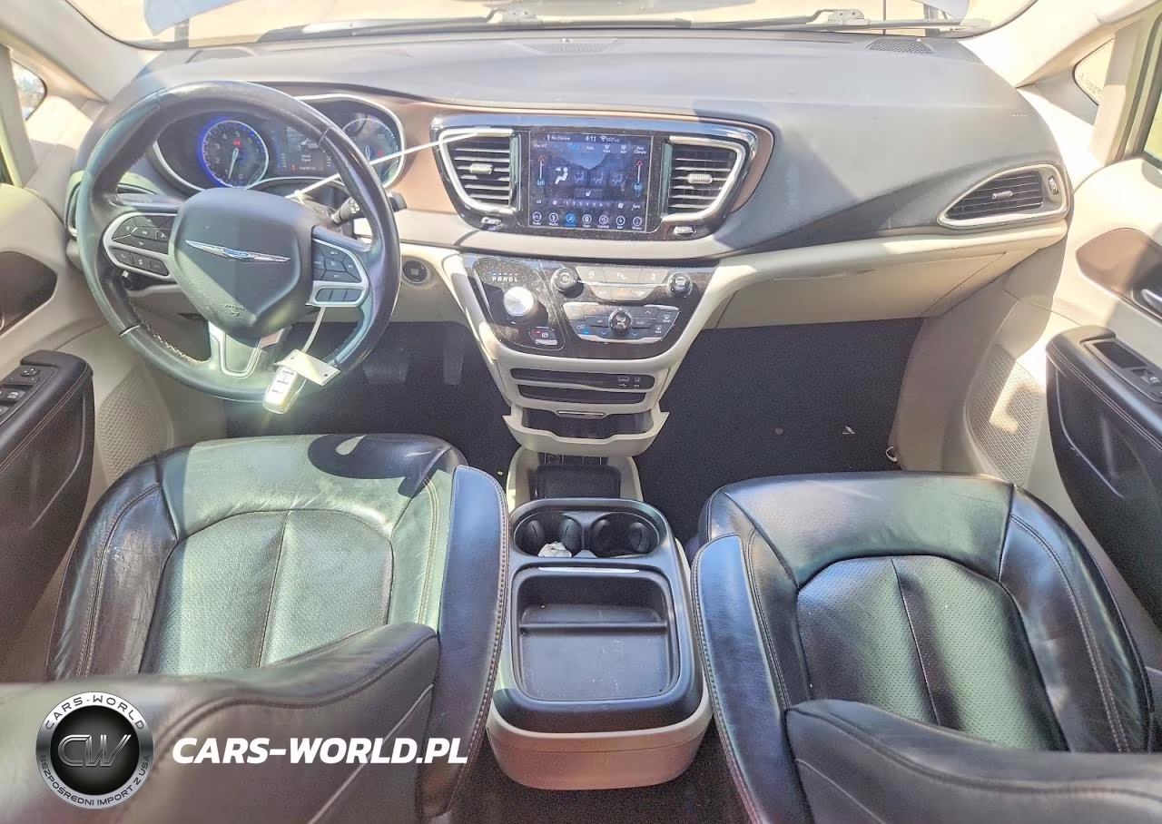 2018 Chrysler Pacifica Touring L VIN:2C4RC1BG3JR219038 - 8
