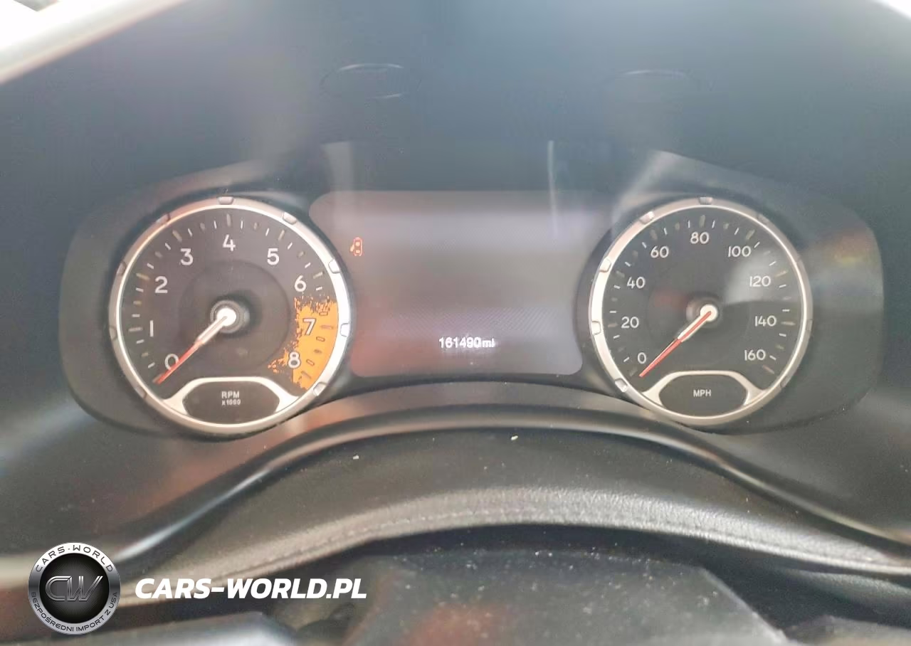 2015 Jeep Renegade Limited VIN:ZACCJADT1FPB31574 - 9