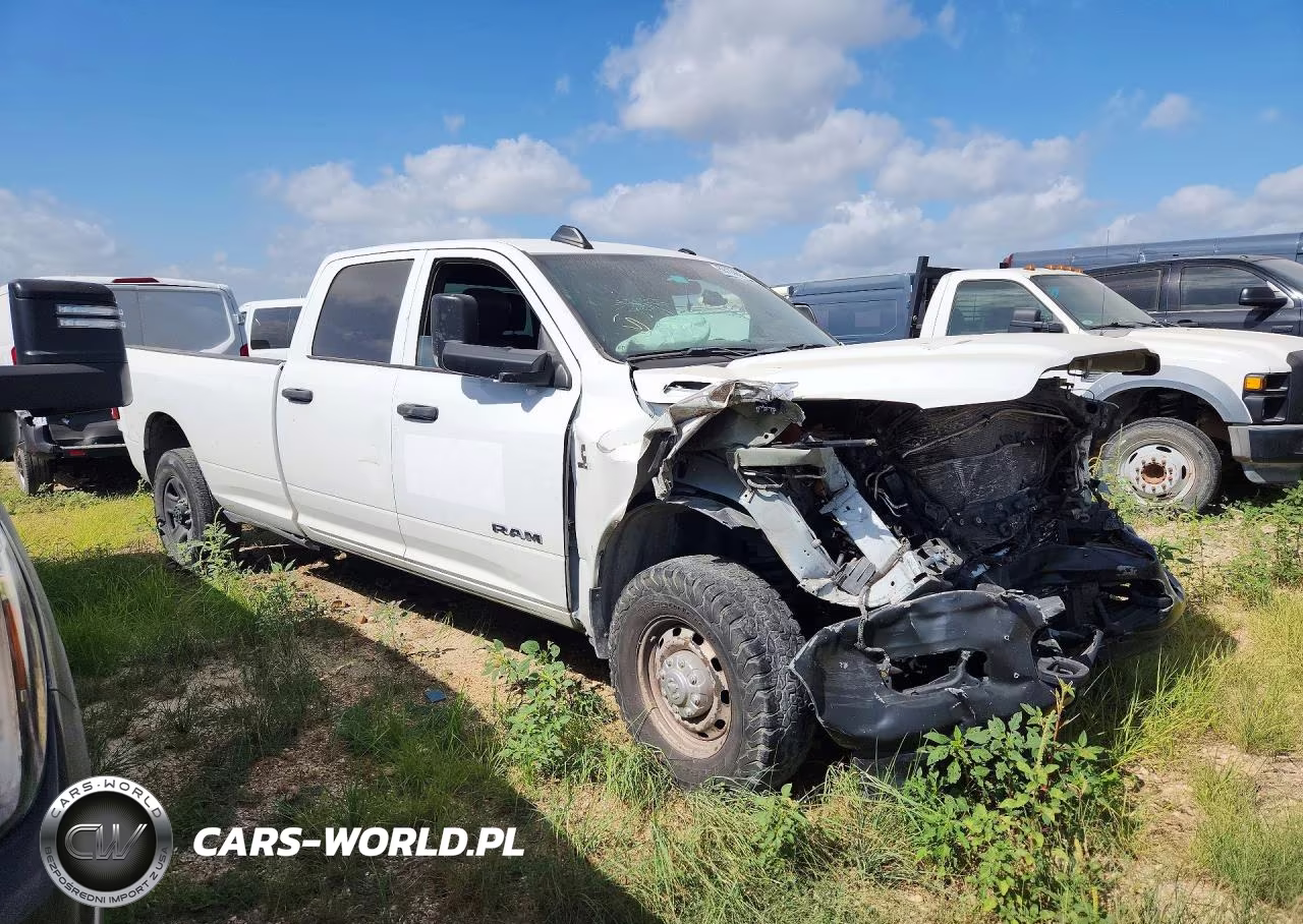 2022 Dodge Ram 3500 VIN:3C63R2GL2NG276477 - 4