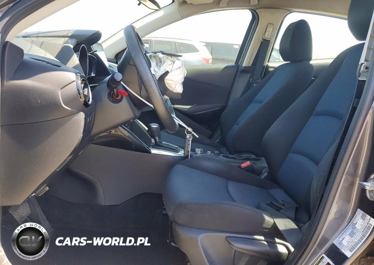 2016 Scion Ia Base VIN:3MYDLBZV9GY129763 - 7