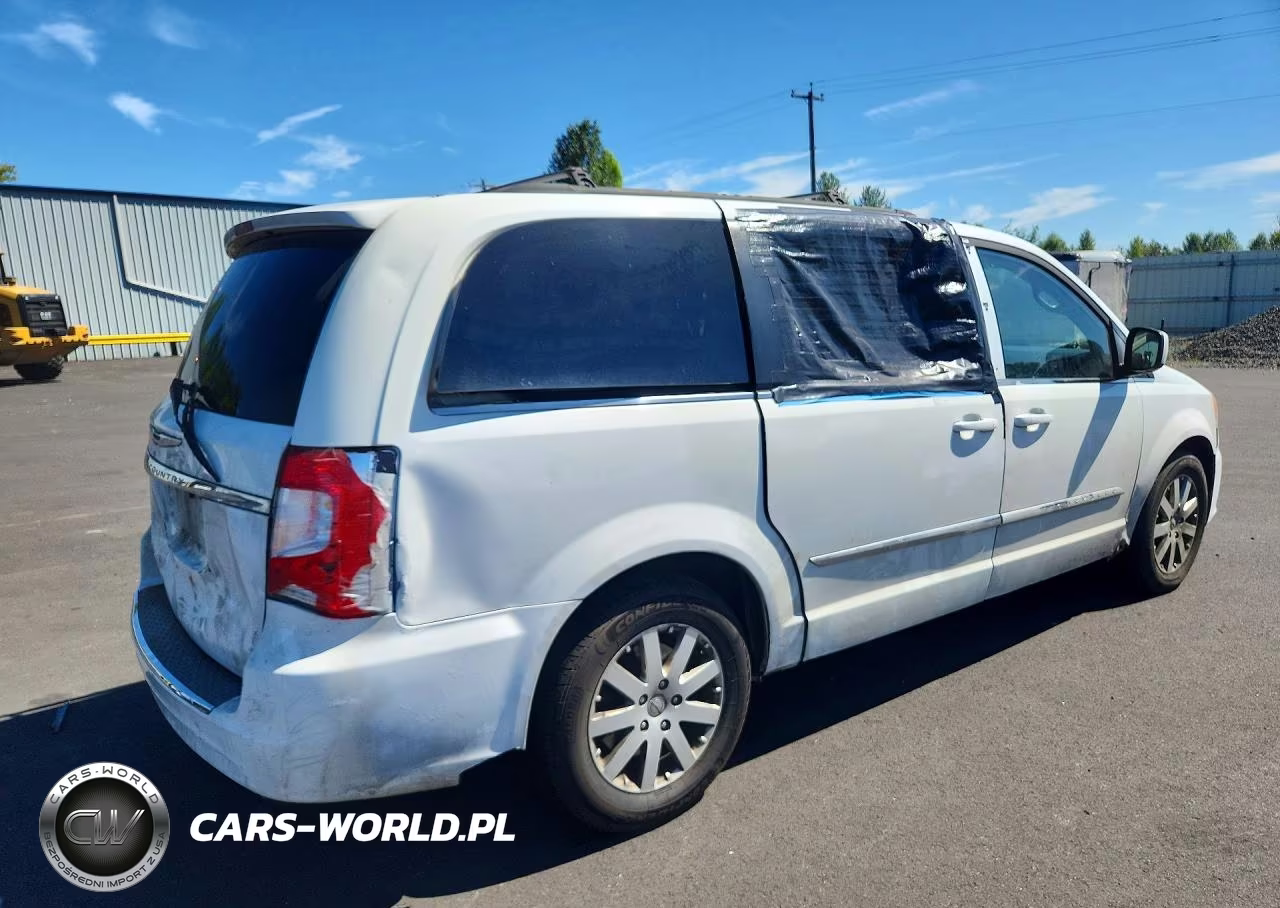 2014 Chrysler Town & Country Touring VIN:2C4RC1BG1ER208349 - 3
