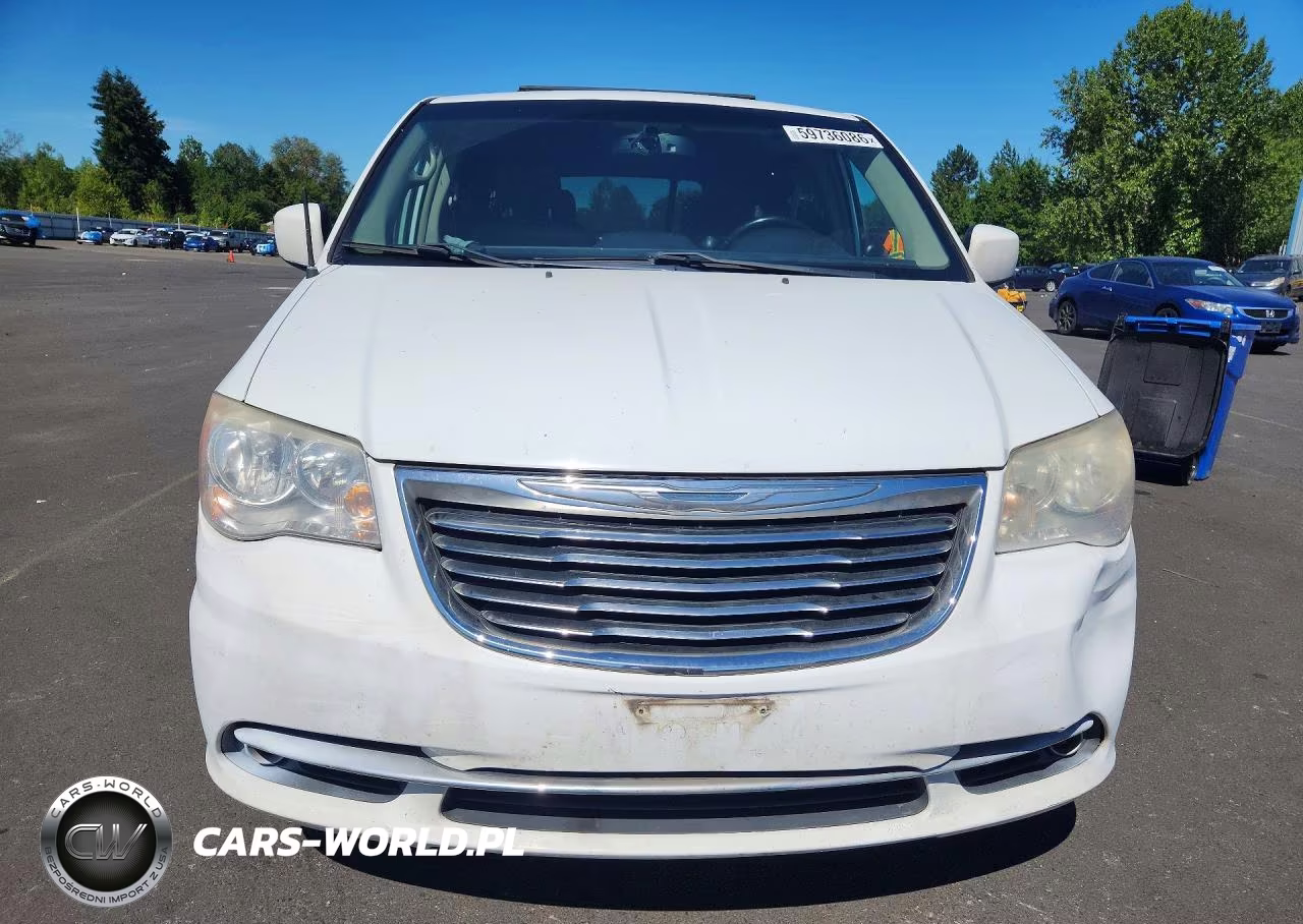 2014 Chrysler Town & Country Touring VIN:2C4RC1BG1ER208349 - 5