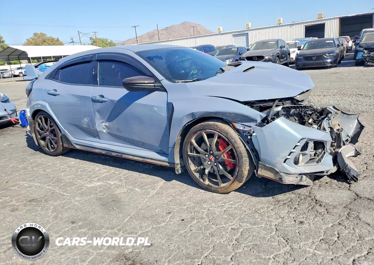 2019 Honda Civic Type-R Touring VIN:SHHFK8G78KU205378 - 4