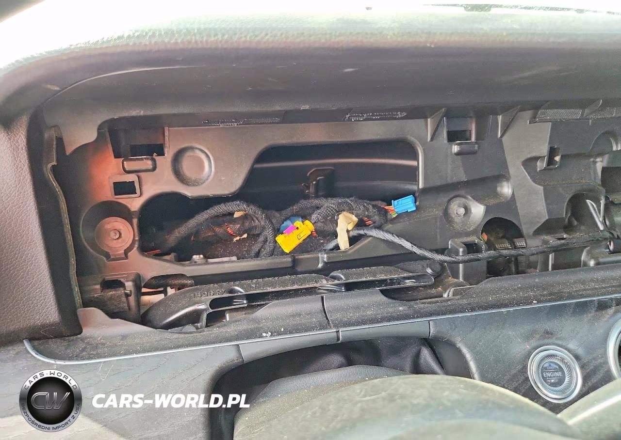 2020 Mercedes-Benz E 350 VIN:WDDZF8DB2LA700784 - 9