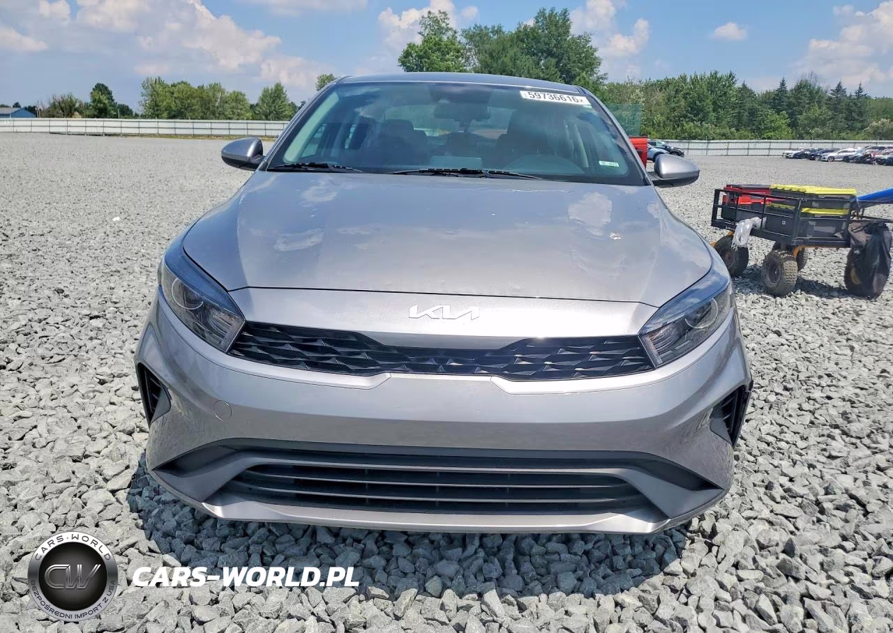 2024 Kia Forte Lxs VIN:3KPF24AD5RE750351 - 5