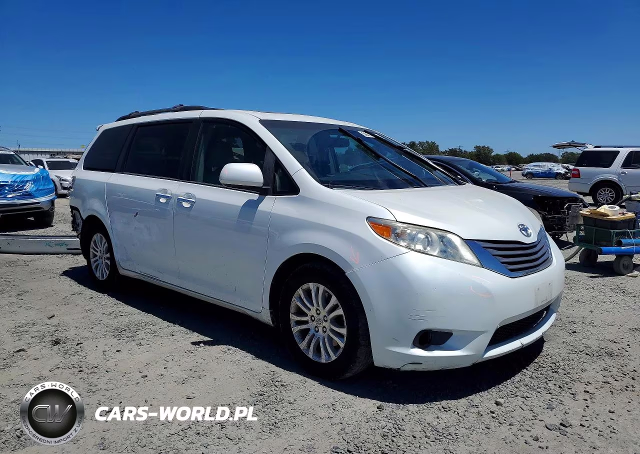 2015 Toyota Sienna Xle 8-Passenger VIN:5TDYK3DC9FS527320 - 4