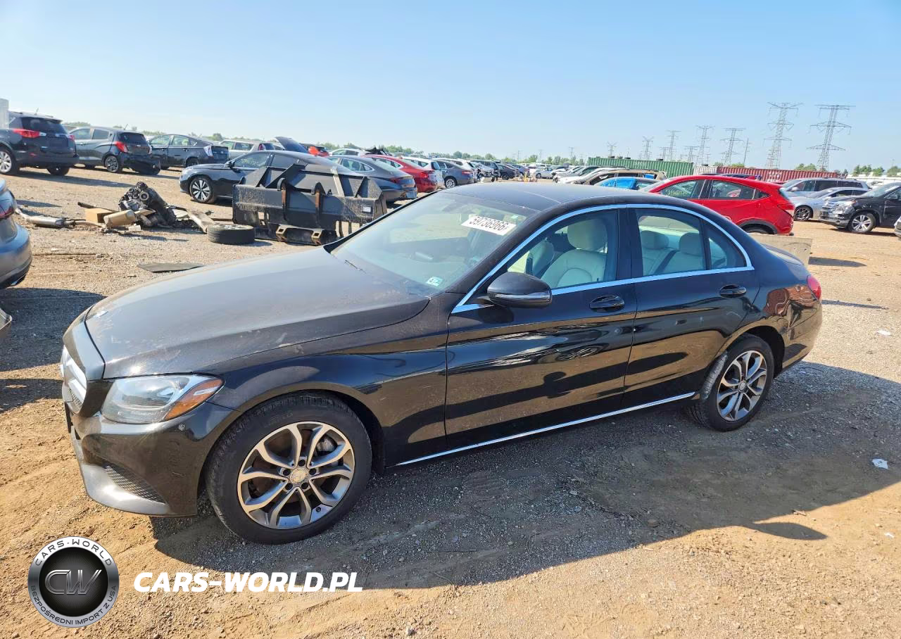 2016 Mercedes-Benz C 300 4Matic – zdjęcie 1 z 12