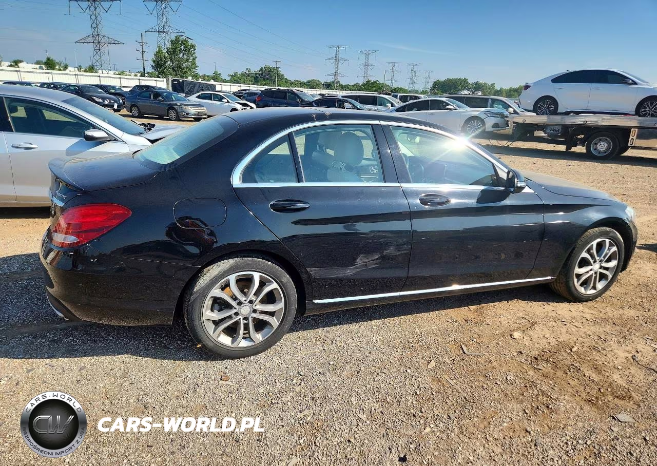 2016 Mercedes-Benz C 300 4Matic VIN:55SWF4KB2GU108399 - 3