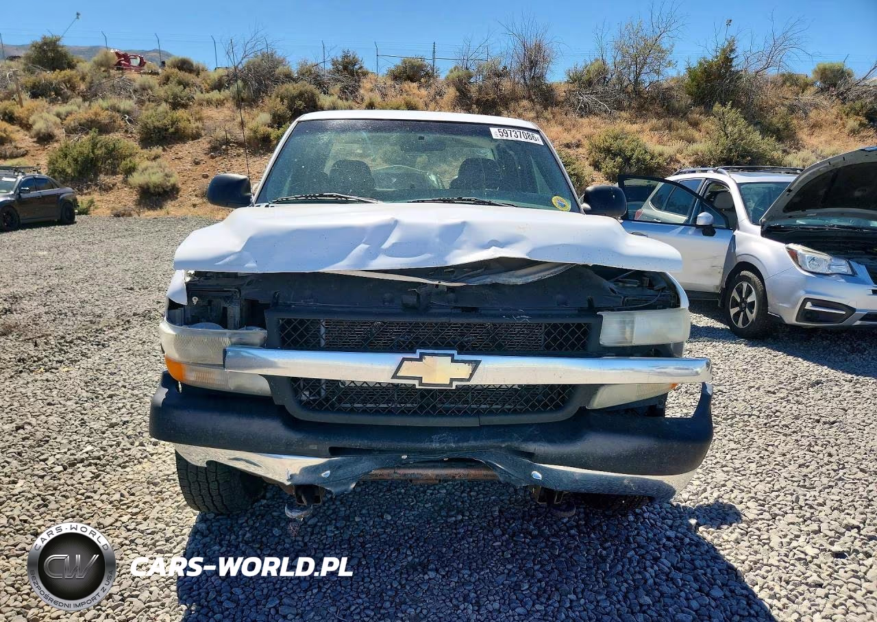 2002 Chevrolet Silverado K2500 Heavy Duty VIN:1GCHK29U62E179049 - 5