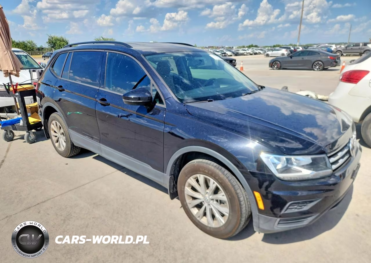 VOLKSWAGEN TIGUAN S VIN:3VV1B7AX1LM052761 - 4