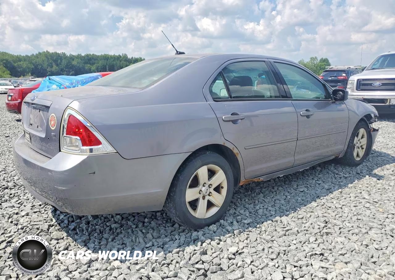 2007 Ford Fusion Se VIN:3FAHP07Z67R132215 - 3
