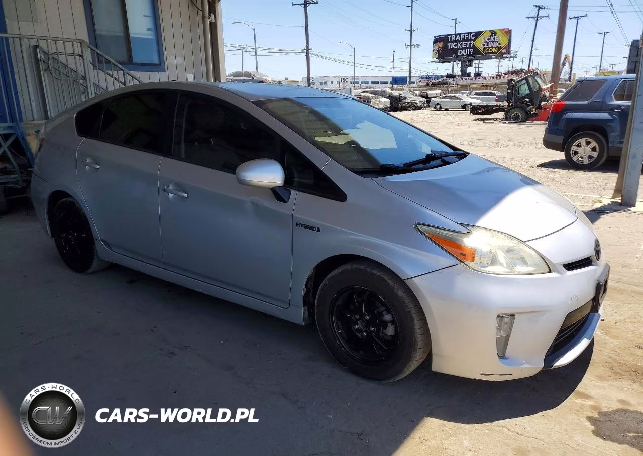 2012 Toyota Prius Two VIN:JTDKN3DU4C5524610 - 4