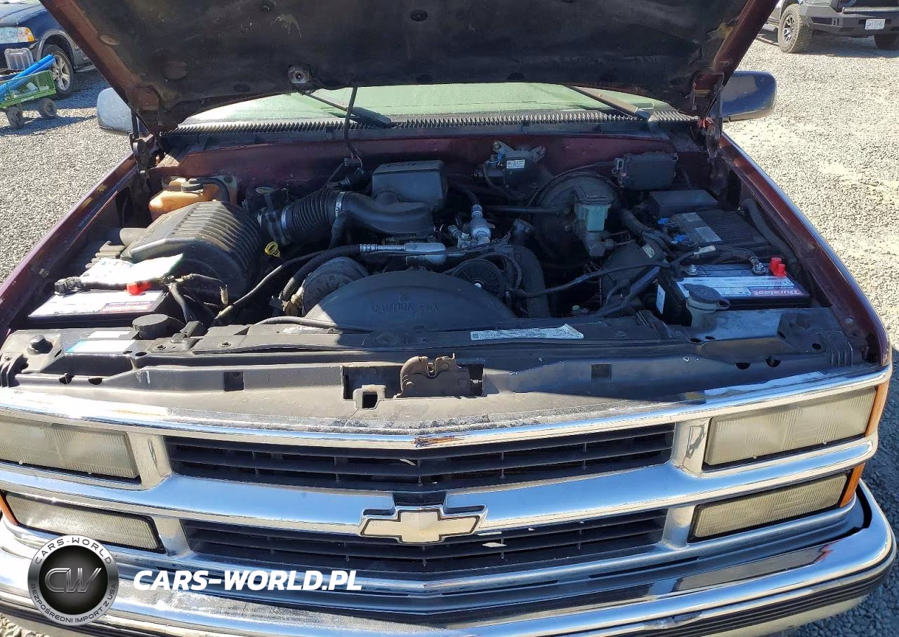 1999 Chevrolet Suburban K1500 VIN:3GNFK16R9XG194038 - 11