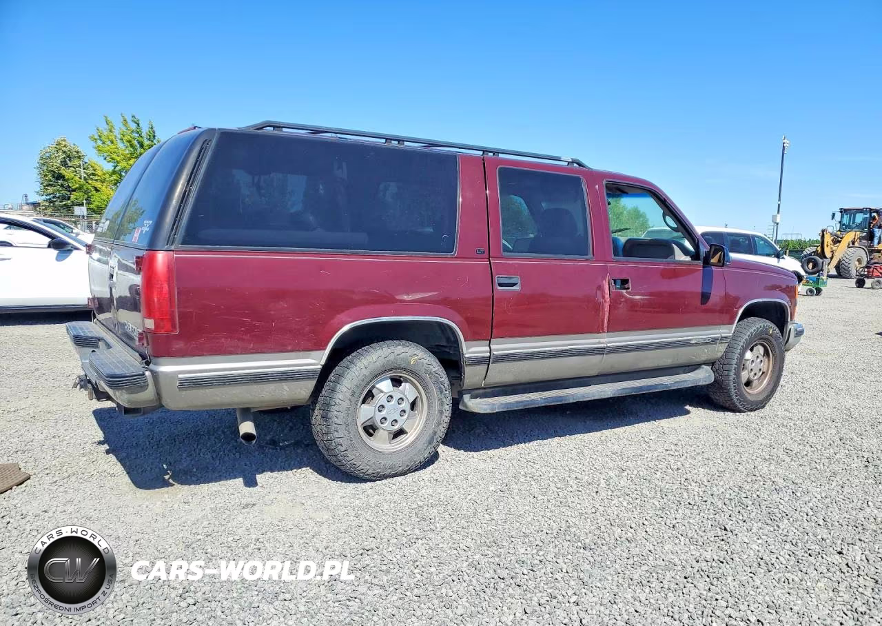 1999 Chevrolet Suburban K1500 VIN:3GNFK16R9XG194038 - 3