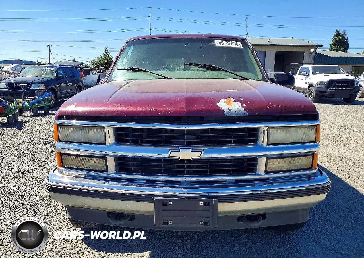 1999 Chevrolet Suburban K1500 VIN:3GNFK16R9XG194038 - 5