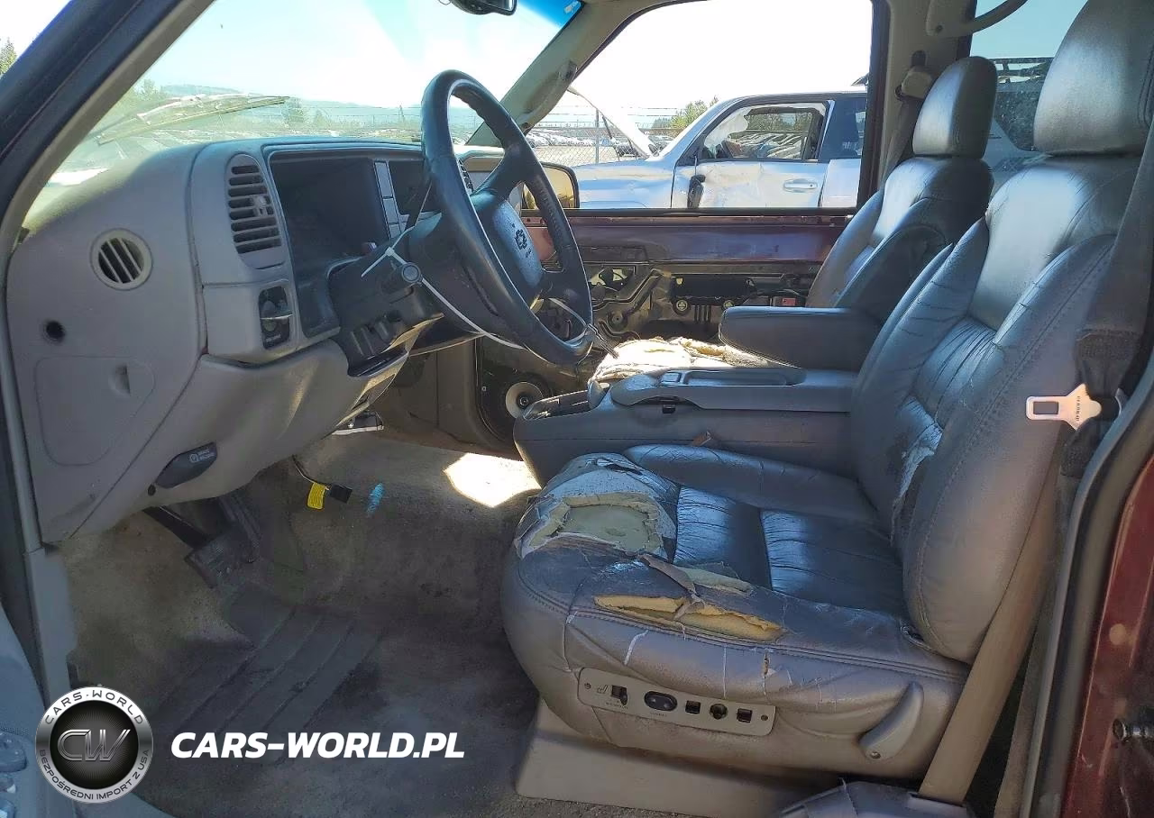 1999 Chevrolet Suburban K1500 VIN:3GNFK16R9XG194038 - 7