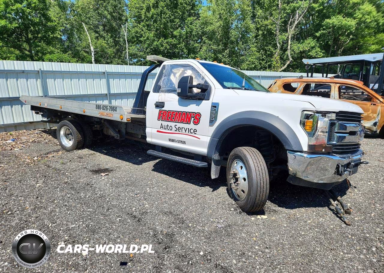 2017 Ford F550 Super Duty Rollback Truck VIN:1FDUF5GY5HEE51685 - 4