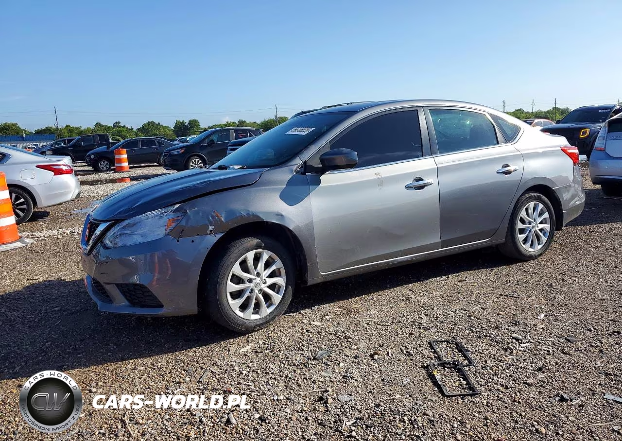 2017 Nissan Sentra S – zdjęcie 1 z 12