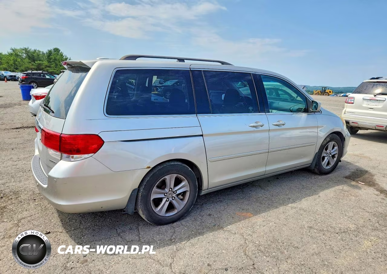 2009 Honda Odyssey Touring VIN:5FNRL38999B003691 - 3