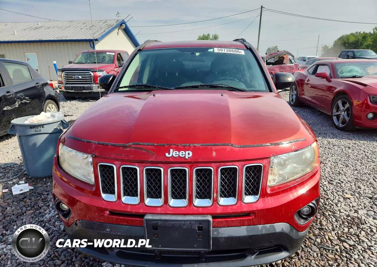 2012 Jeep Compass Latitude VIN:1C4NJCEA8CD539355 - 5