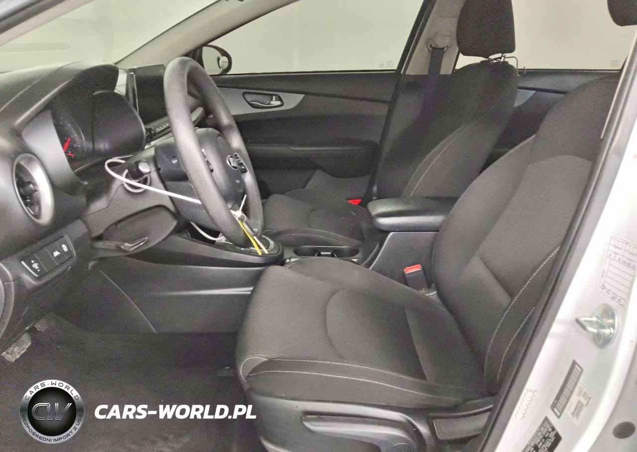 2021 Kia Forte Lxs VIN:3KPF24AD6ME316061 - 7