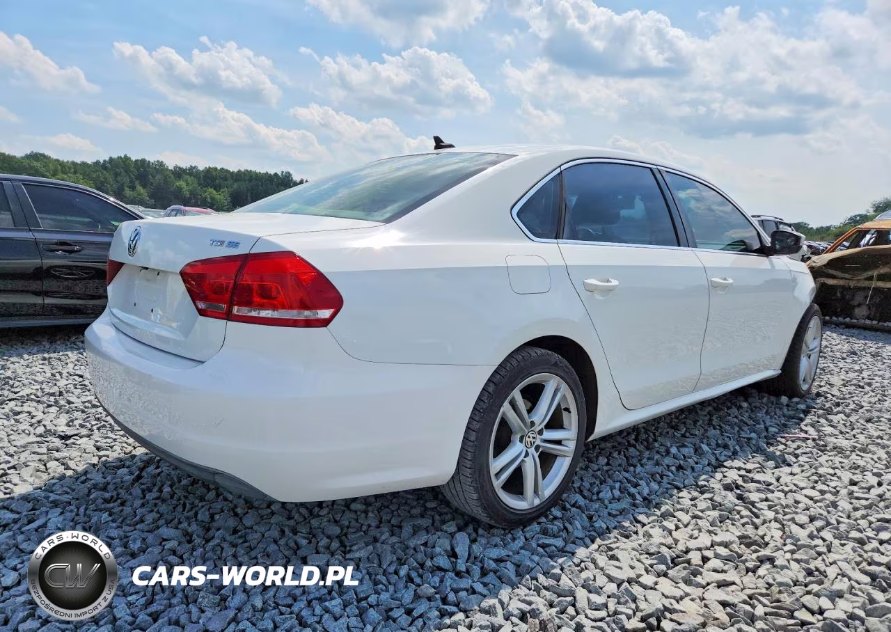 2014 Volkswagen Passat Se VIN:1VWBS7A32EC077511 - 3