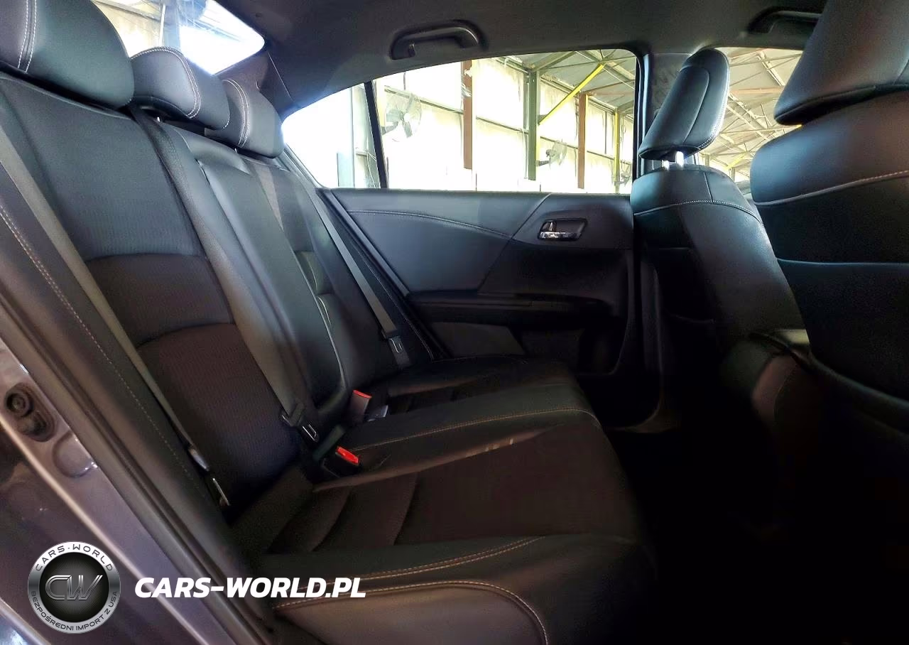 2016 Honda Accord Sport VIN:1HGCR2F51GA118422 - 10