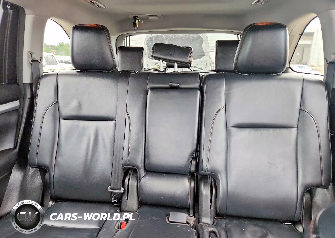 2018 Toyota Highlander Xle VIN:5TDJZRFHXJS839776 - 10