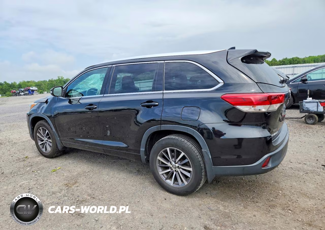 2018 Toyota Highlander Xle VIN:5TDJZRFHXJS839776 - 2