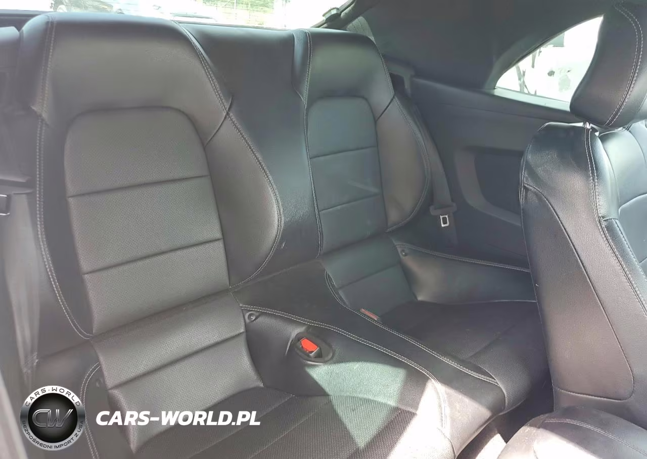 2021 Ford Mustang VIN:1FATP8UH8M5124958 - 10